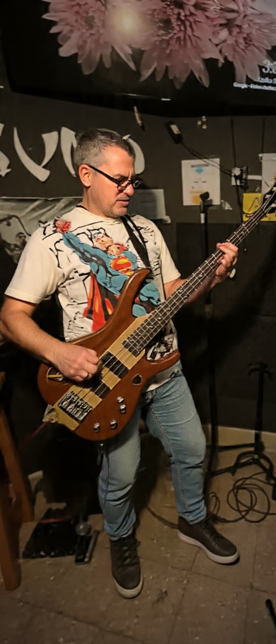 La Suburbana Rack 3